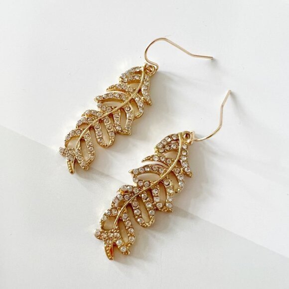 4/$25 Gold Crystal Leaf Drop Earrings - Picture 1 of 3